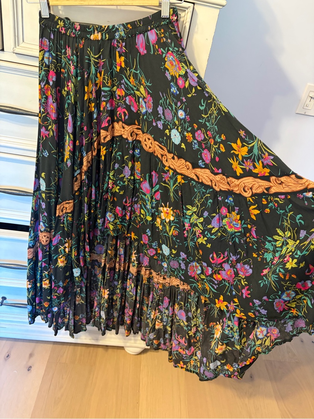 Spell and the gypsy gypsy queen castaway hi-lo black floral skirt - Picture 4 of 16